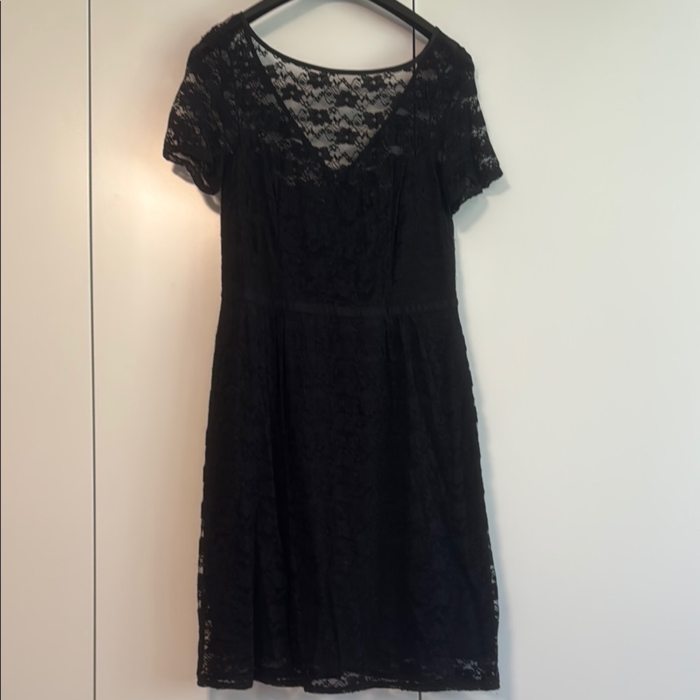 London Times Black A-Line V-Neck Mini Dress